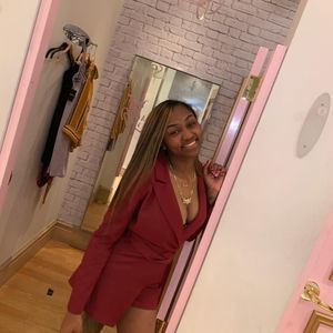 Meet your Posher, Paradyce